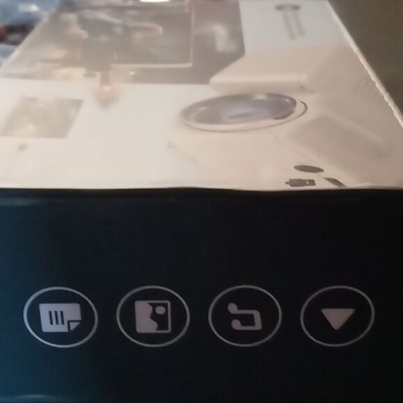 20inch projector - Picture 2 of 7